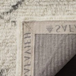Safavieh Casablanca CSB847 Hand Tufted Indoor Wool Rug - Ivory/Brown 7 Safavieh Casablanca CSB847 Hand Tufted Indoor Wool Rug - Ivory/Brown -Safavieh Furniture GUEST 0331dfe1 8590 4edf 9ac8 e8f6e711d5a5