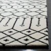 Safavieh Shawna Geometric Design Hand-Loomed Tufted Wool Rug -Safavieh Furniture GUEST 03903dd9 1e5a 4a17 8222 5167b08deefb