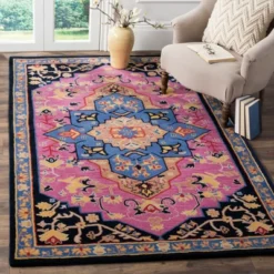 Safavieh Lombardy Floral Tufted Accent Rug - Hand-Tufted Wool Rug
