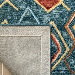 Safavieh Edythe Geometric Hooked Wool Rug -Safavieh Furniture GUEST 14ed9d5e 829f 4262 b2d1 c671c280f42e
