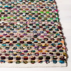 Eileen Stripe Woven Accent Rug - Safavieh -Safavieh Furniture GUEST 15febc89 e654 46cf a9f2 d0e088a32ff8