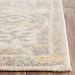 Safavieh Krystal Medallion Loomed Area Rug