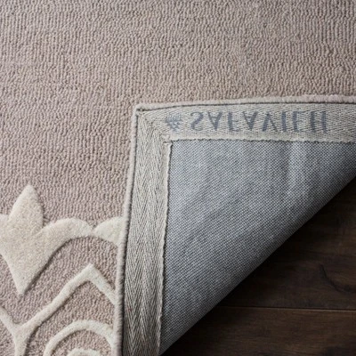 Safavieh Messina Medallion Hand-Tufted Wool Area Rug 4 Safavieh Messina Medallion Hand-Tufted Wool Area Rug - Image 2