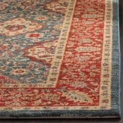 Safavieh Veronica Floral Loomed Area Rug - Antique Inspired Runner