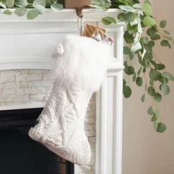 Safavieh Cookie White Cotton Knit Stockings with Pom Poms (Set of 2)