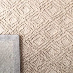 Safavieh Lola Geometric Hand-Tufted Wool Rug -Safavieh Furniture GUEST 24f6d3a0 e70b 410d a23a a046ed4f9b74