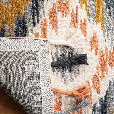 Safavieh Jasmin Geometric Hand-Hooked Wool Rug 6 Safavieh Jasmin Geometric Hand-Hooked Wool Rug - Image 4