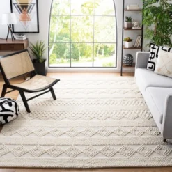 Safavieh Natura NAT102 Hand-Woven Area Rug