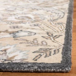 Safavieh Briley Rug - Bella Collection Hand-Tufted Runner