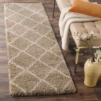 Safavieh Corbin Hudson Shag Rug - Plush High-Pile Modern Area Rug 6 Safavieh Corbin Hudson Shag Rug - Plush High-Pile Modern Area Rug - Image 4