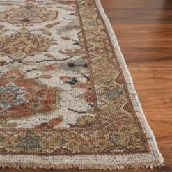 Safavieh Izmir IZM106 Hand-Knotted Traditional Ivory & Gold Area Rug