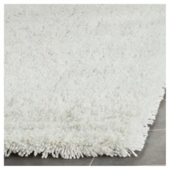 Safavieh Trani Collection Plush Shag Area Rug