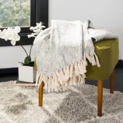 Safavieh Jacqui Metallic Throw Blanket - Grey & Silver - 50" x 70"