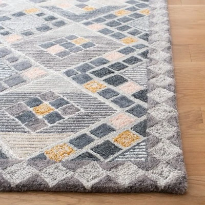 Safavieh Soho SOH876 Hand Tufted Area Rug 4 Safavieh Soho SOH876 Hand Tufted Area Rug - Image 2