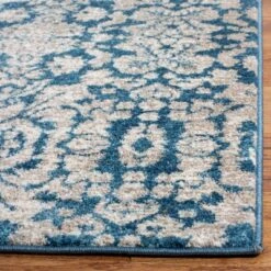 Safavieh Stanton Rug - Elegant Traditional Floral Area Rug