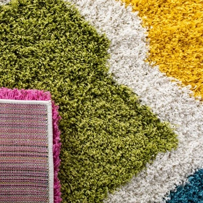 Safavieh Kids Shag SGK562 Power Loomed Area Rug 5 Safavieh Kids Shag SGK562 Power Loomed Area Rug - Image 3