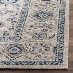 Safavieh Oliver Rug - Traditional Transitional Area Rug