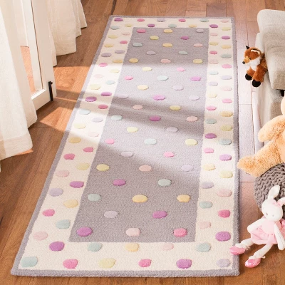 Safavieh Kids SFK101 Hand Tufted Soft Wool Area Rug 3 Safavieh Kids SFK101 Hand Tufted Soft Wool Area Rug