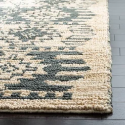 Safavieh Bohemian BOH704 Hand Loomed Jute & Wool Area Rug