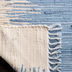 Safavieh Coletta Hand-Woven Cotton Area Rug -Safavieh Furniture GUEST 4cb343bb d360 4672 886a f7fe497930ab