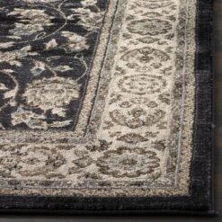 Safavieh Lupe Floral Accent Rug