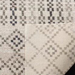 Safavieh Sharron Geometric Design Durable Indoor/Outdoor Area Rug -Safavieh Furniture GUEST 58bb90e9 f2ec 430a bf34 55a4bcdeb0ca