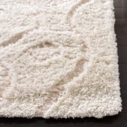 Safavieh Tisha Shapes Power-Loomed Shag Area Rug