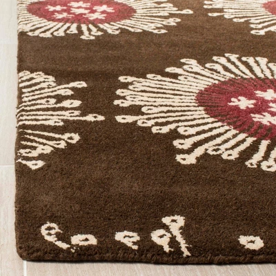 Safavieh Rocklin Hand-Tufted Wool and Viscose Runner Rug 3 Safavieh Rocklin Hand-Tufted Wool and Viscose Runner Rug