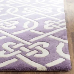 Safavieh Violet Geometric Hand-Tufted Wool Accent Rug, 4' x 6' - Purple/Ivory