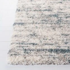 Safavieh Fontana Shag Collection FNT873 High-Density Area Rug