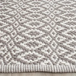 Safavieh Montauk MTK716 Hand Woven Coastal Cotton Area Rug 8 Safavieh Montauk MTK716 Hand Woven Coastal Cotton Area Rug -Safavieh Furniture GUEST 70117bc0 f79e 4acf a5d3 9f0111152d64