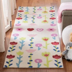 Safavieh Kids SFK918 Hand Tufted Soft Wool Area Rug