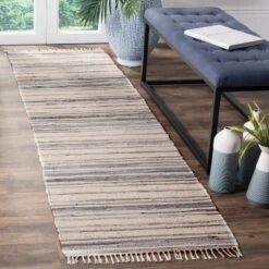 Safavieh Waterford Rug: Hand-Woven American Style Cotton Runner