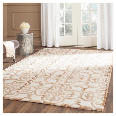 Safavieh Bardaric Medallion Hand-Tufted Wool Area Rug 4 Safavieh Bardaric Medallion Hand-Tufted Wool Area Rug - Image 2