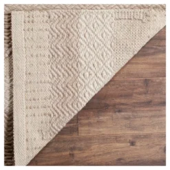 Safavieh Roseville Collection Hand-Woven Tufted Accent Rug -Safavieh Furniture GUEST 83d93f20 e1b0 4751 b776 dc4fb9ab80b5