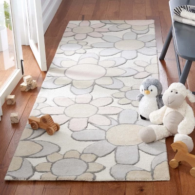 Safavieh Kids SFK923 Hand Tufted Area Rug - Safavieh 3 Safavieh Kids SFK923 Hand Tufted Area Rug - Safavieh