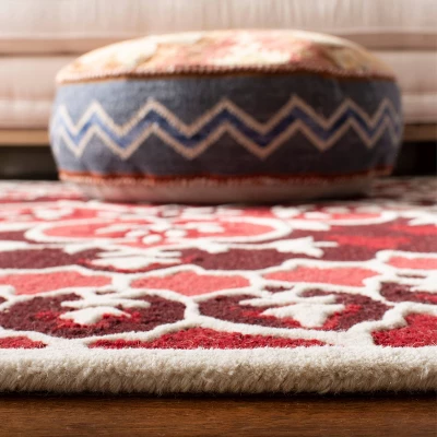 Safavieh San Primo Collection Hand-Tufted Wool Area Rug 4 Safavieh San Primo Collection Hand-Tufted Wool Area Rug - Image 2