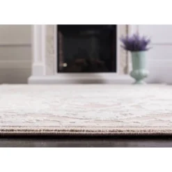 Safavieh Danika Floral Loomed Accent Rug -Safavieh Furniture GUEST 95cff6b1 3aa1 4ce7 ac59 e91675aed70e