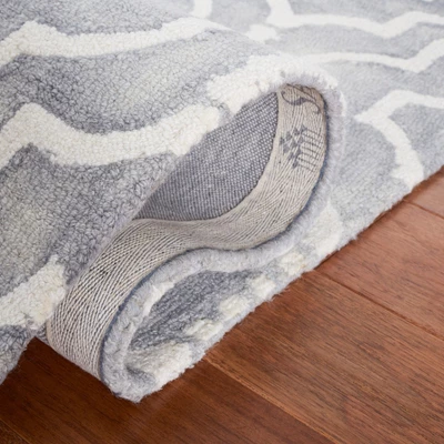 Safavieh Dip Dye DDY538 Hand Tufted Wool Area Rug 5 Safavieh Dip Dye DDY538 Hand Tufted Wool Area Rug - Image 3