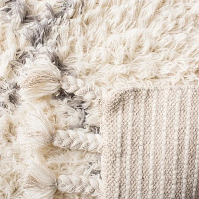 Safavieh Casablanca CSB951 Hand Tufted Moroccan Shag Area Rug 7 Safavieh Casablanca CSB951 Hand Tufted Moroccan Shag Area Rug - Image 5