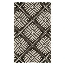 Safavieh Roberta Geometric Tufted Wool Accent Rug 10 Safavieh Roberta Geometric Tufted Wool Accent Rug -Safavieh Furniture GUEST a2cb480e 333d 4566 8fec c22159629e81