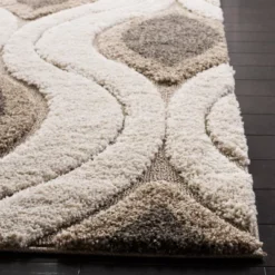 Safavieh Palo Alto Shag Collection: Vibrant Plush Area Rug