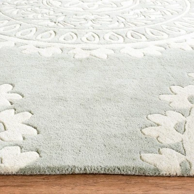 Safavieh Benoit Shapes Hand-Tufted Wool Accent Rug 4 Safavieh Benoit Shapes Hand-Tufted Wool Accent Rug - Image 2