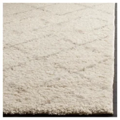 Safavieh Talia Crosshatch Shag Area Rug