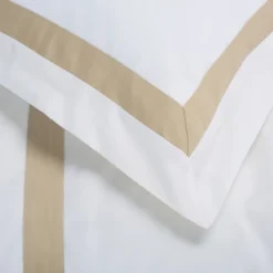 Safavieh Hotel Collection 300TC Percale 3-Piece Duvet Cover Set, Desert Beige/White -Safavieh Furniture GUEST b9127845 852f 4475 97c8 afe378dfde5c