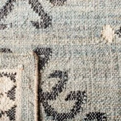 Safavieh Kilim KLM762 Hand Woven Bohemian Area Rug 11 Safavieh Kilim KLM762 Hand Woven Bohemian Area Rug -Safavieh Furniture GUEST bac050ec 323a 4757 b9f1 c47c16a587af