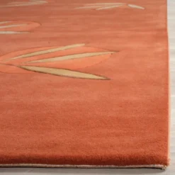 Safavieh Telford Floral Tufted Rug in Orange - Hand-Tufted Wool & Viscose