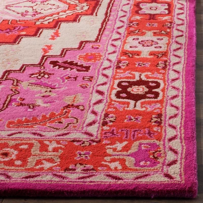 Safavieh Nasim Medallion Tufted Area Rug 4 Safavieh Nasim Medallion Tufted Area Rug - Image 2