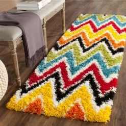 Safavieh Shag Kids SGK567 Power Loomed Area Rug