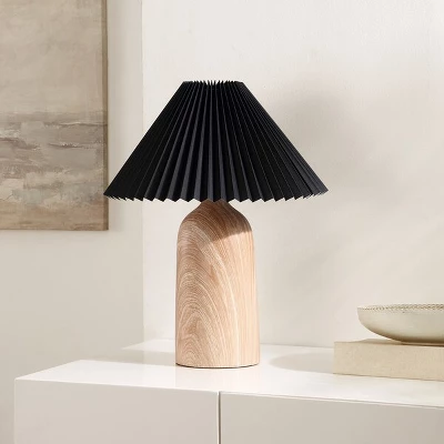 Safavieh Fabi Table Lamp - 19" Modern Black and Natural Resin Accent Lamp 5 Safavieh Fabi Table Lamp - 19" Modern Black and Natural Resin Accent Lamp - Image 3
